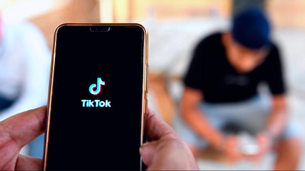 chụp ảnh bằng app Tiktok