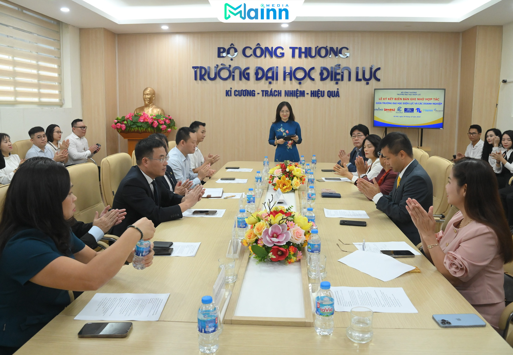LỄ KÝ KẾT BIÊN BẢN GHI NHỚ HỢP TÁC (MOU) GIỮA MAINN MEDIA VÀ TRƯỜNG ĐẠI HỌC ĐIỆN LỰC